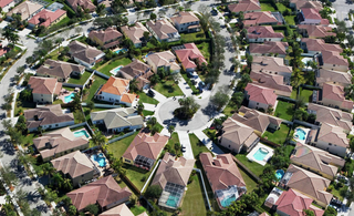 7 Clever Ways to Save Money on HOA Landscaping